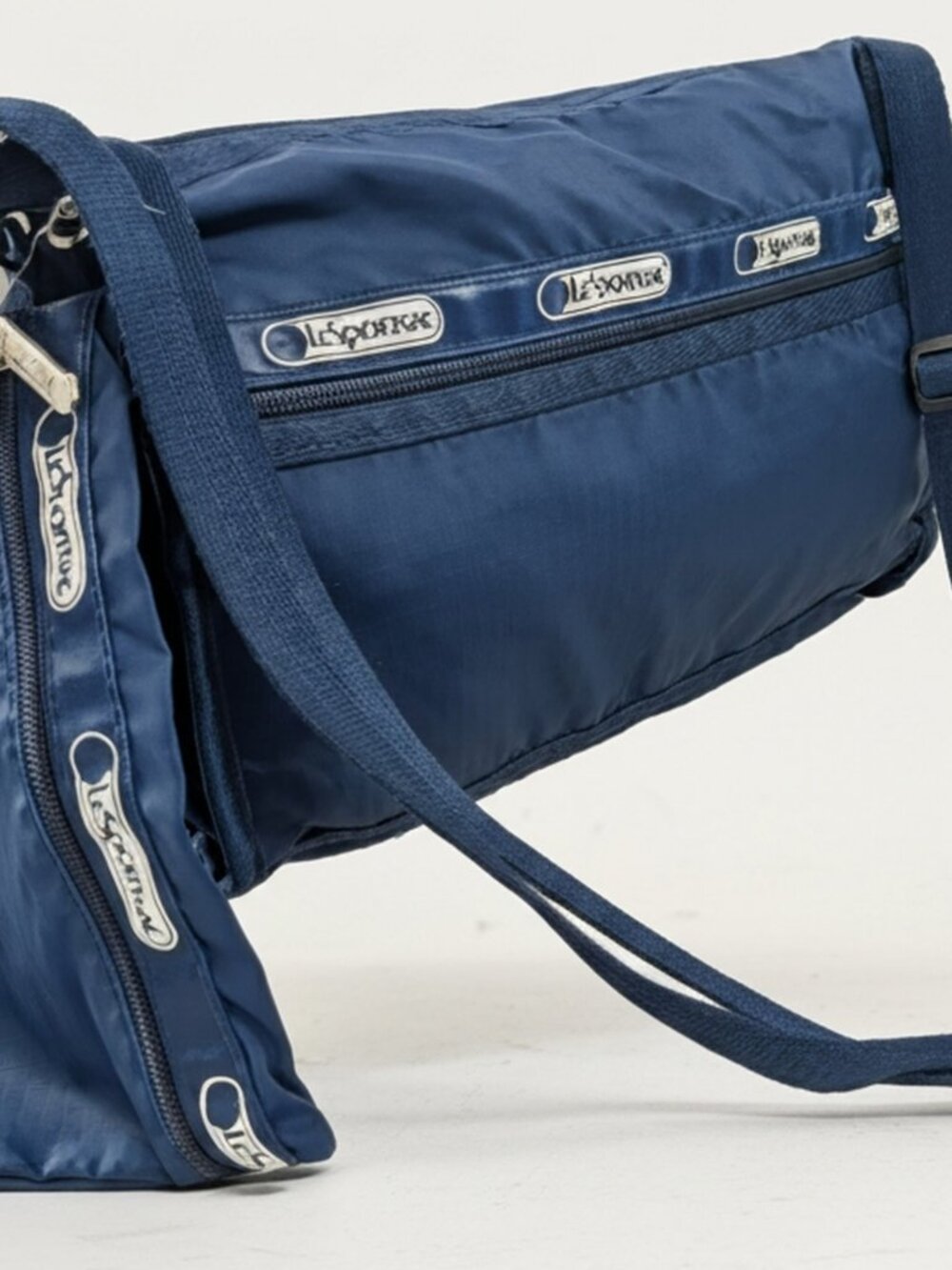 LeSportsac RARE VTG NWT 80s Deluxe Shoulder Satchel Navy 7513 Made in USA - Picture 9 of 16
